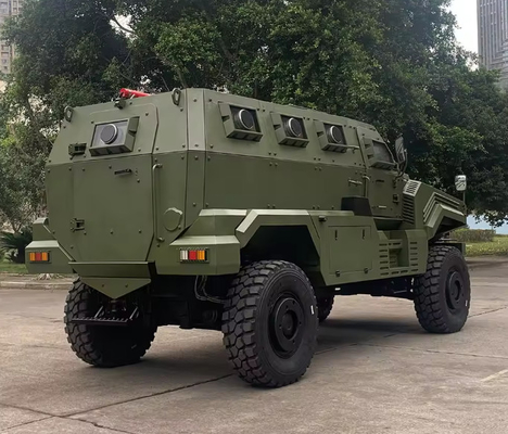 830 kg Całkowity ciężar pojazdu ochronnego z opancerzeniem