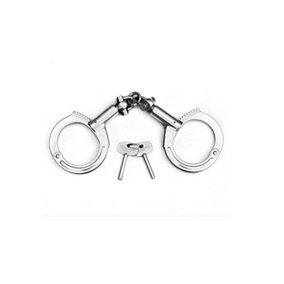Prawdziwe metalowe irlandzkie kajdanki Sprzęt policyjny do zwalczania zamieszek dla przestępców więźniów wyjętych spod prawa